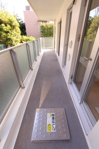 プライムアーバン市谷仲之町のバルコニー|※参考写真