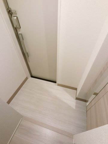D-ROOM汐見丘αの玄関