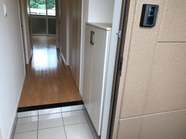 サウスポイントの内装|玄関～廊下