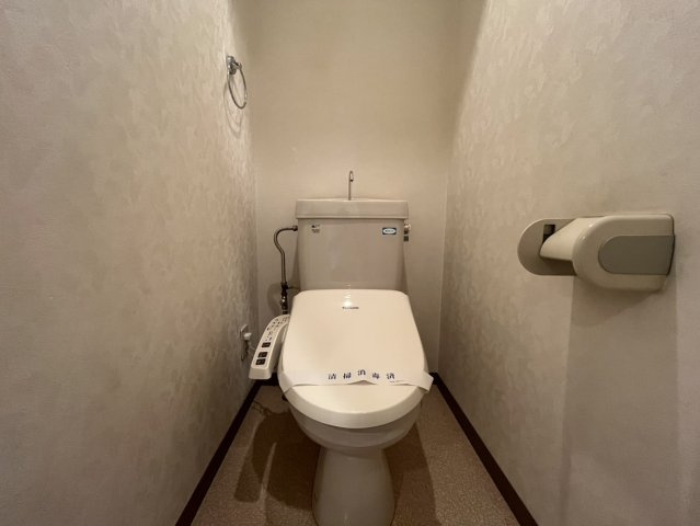 アンピール伏見桃山のトイレ