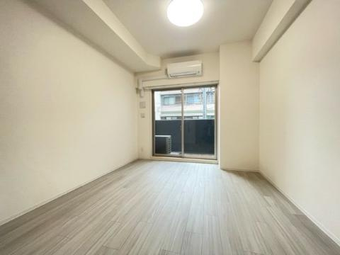 ディアレイシャス名古屋太閤通Ⅱの居間・リビング|室内