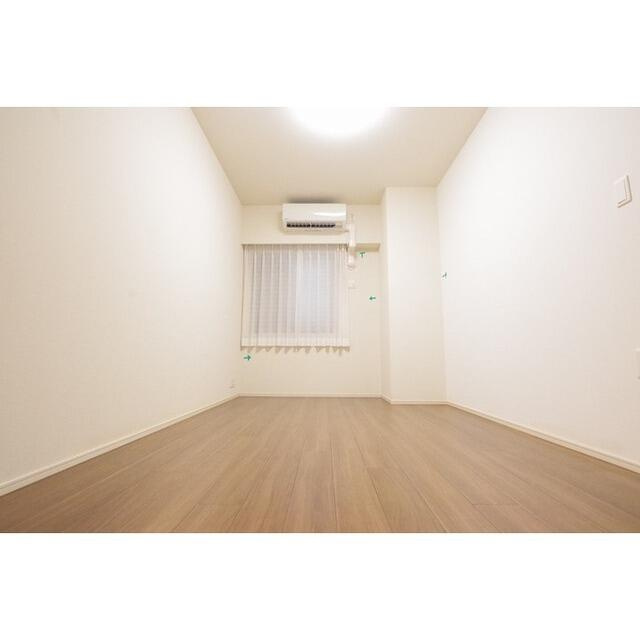 リーフィアレジデンス栗平の寝室