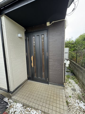 立川市西砂町4丁目戸建のエントランス