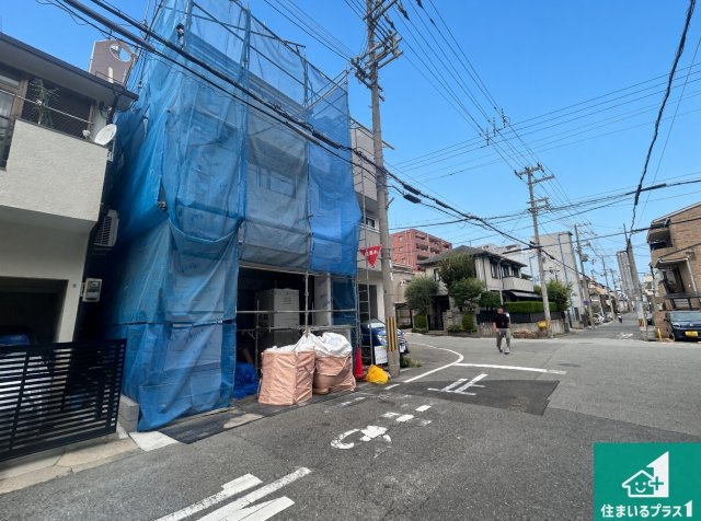 神戸市灘区友田町　新築一戸建ての前面道路含む現地写真|周辺は落ち着いた街並みの住宅地！子育てがしやすい住環境です！まだ未完成ですが、現地でしかわからない事もございます。是非一度ご覧ください。