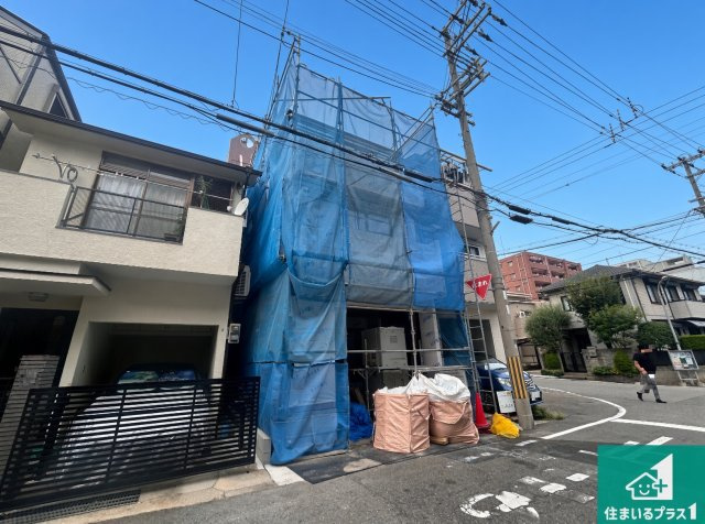 神戸市灘区友田町　新築一戸建ての外観|現在の進捗状況です！順調に作業進行中、完成が待ち遠しいです！詳細の間取り等、お気軽にお問い合わせください！