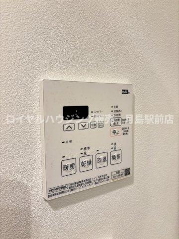 ☆暖房等の機能も付いた浴室乾燥機☆※別部屋参考写真