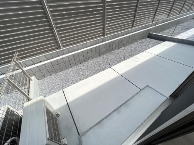 フロレゾン柏～Floraison Kashiwa～のバルコニー|暖かな日差しのふりそそぐバルコニー