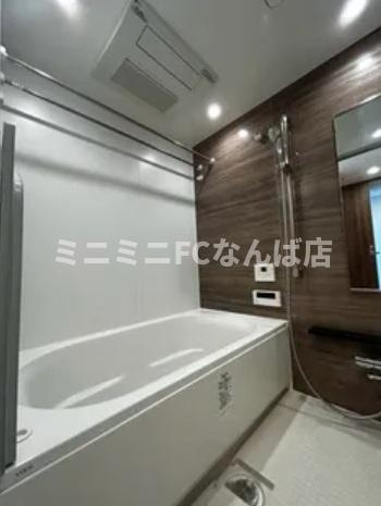 プレミストタワー靭本町の浴室