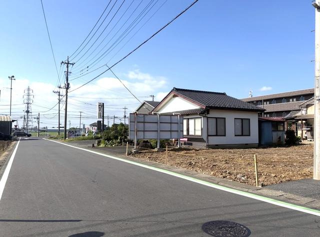 さいたま市西区島根　売地の前面道路含む現地写真