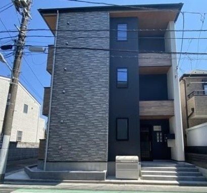 KLEIS高砂の外観