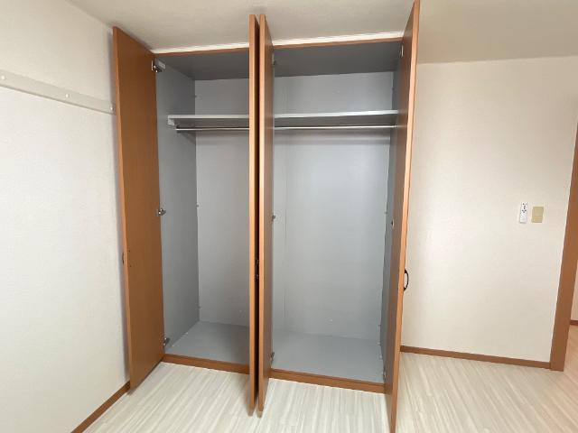 セカンド・パレスの収納|クローゼット