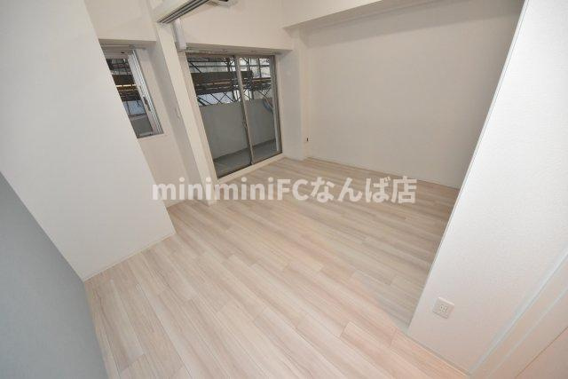 セレニテ本町リアン