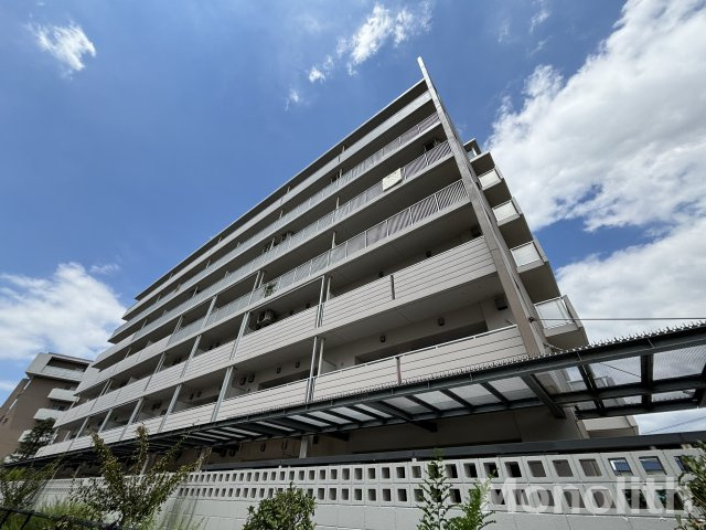 サンヴァリエ津久野４号棟の外観