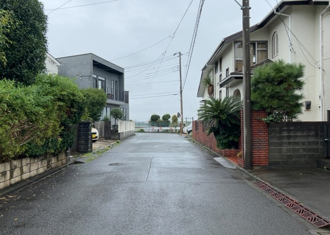 【展望】 | 眺望を気にして物件を探す場合、前面に建物が建っていないか現地で確認しましょう！前面に建物があると景色はもちろん、日当たりや風通しにも影響が出てきます。住んだ時のことを想像しながら現地見学をしましょう。