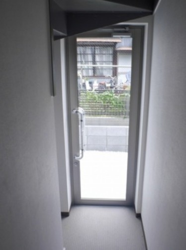 FERIO四ツ木のエントランス
