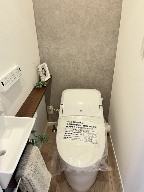 瓦林町新築戸建のトイレ
