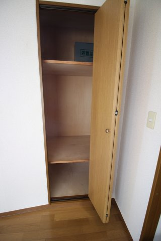 三鷹市牟礼２丁目の賃貸マンション