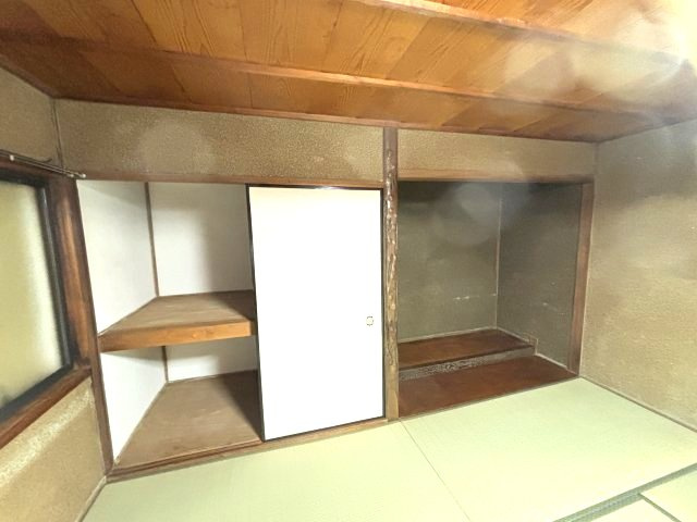 向野町戸建の収納