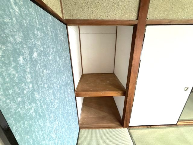 向野町戸建の収納