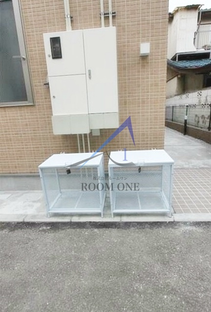 イクシオリーブス旗の台のその他共用部分|敷地内ごみ置き場です。