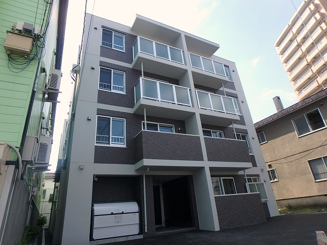ラフィーネ澄川