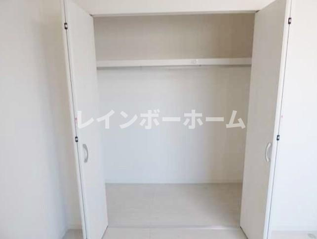 船橋市前原西２丁目のアパートの収納