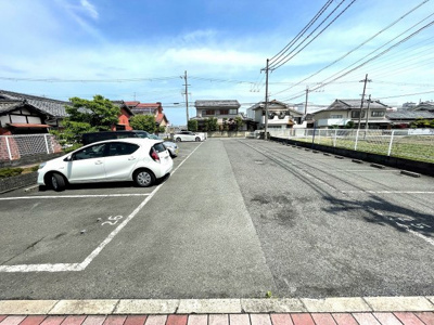 【駐車場】 | コージーコート橿原