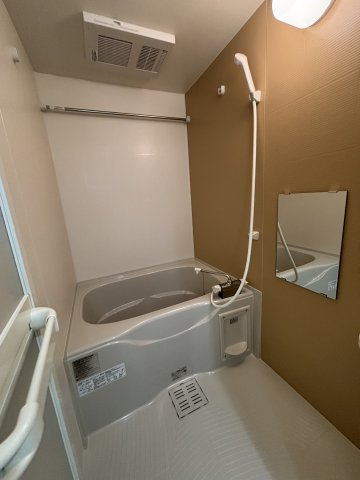 フジパレス忍ケ丘Ⅰ番館の浴室