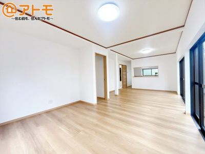 【居間・リビング】 | 富士市入山瀬　中古戸建て　全1棟