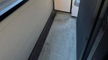 メルディア中浦和のバルコニー