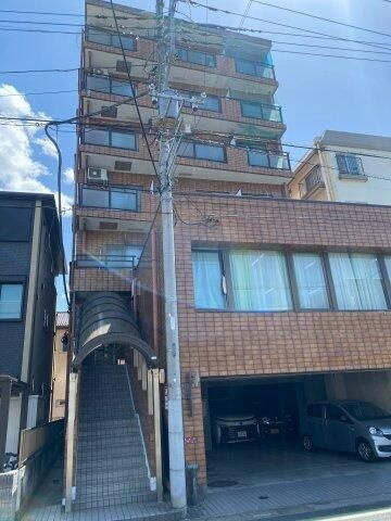 プラム春日部の外観