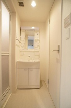 Sept bonheur Wakoの独立洗面台|※同施工会社参考写真