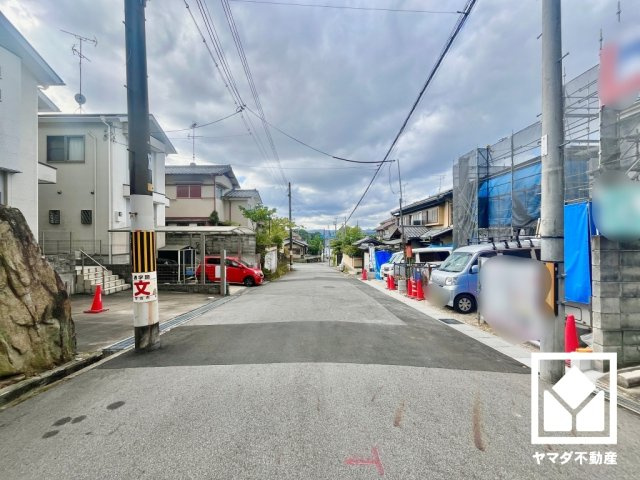 宇治市木幡御蔵山の前面道路含む現地写真