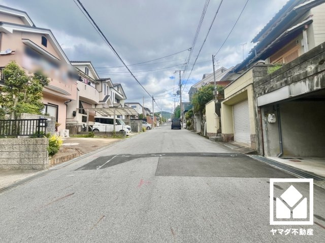 宇治市木幡御蔵山の前面道路含む現地写真