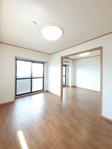 アット長田の内装