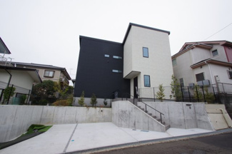 【外観】 | 【仲介手数料無料！！】八王子市絹ヶ丘1丁目　未入居戸建て　１号棟　6180万円