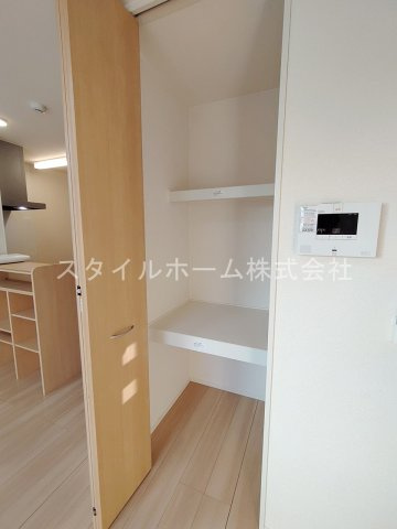 サンハイム野路の収納