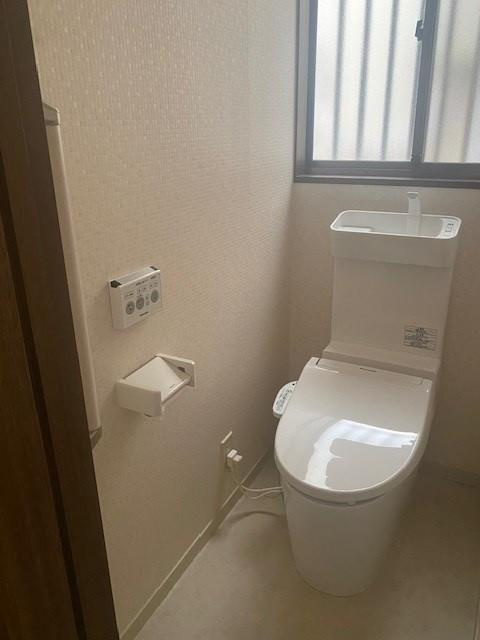 鵠沼石上貸家のトイレ|シンプルで使いやすいトイレです