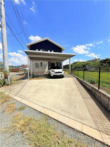 広川町川上中古の駐車場