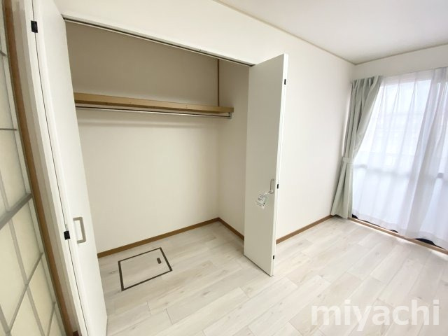 セジュール中吉野Bの収納