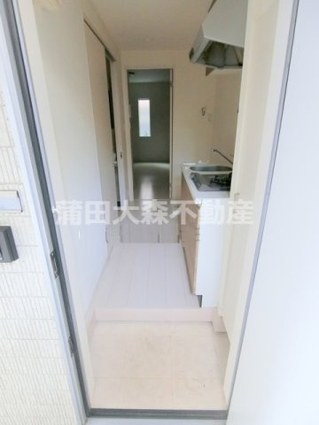 ウェルスクエア蒲田EASTの玄関|玄関収納　
