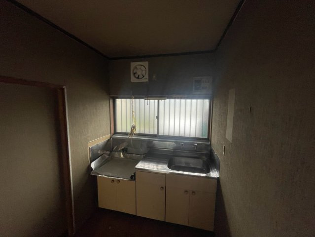 茨城県行方市　一棟アパートのキッチン
