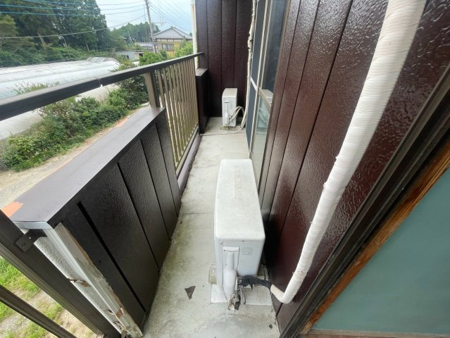 茨城県行方市　一棟アパートのバルコニー