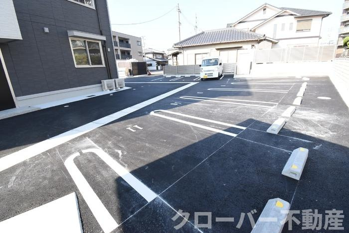 サン・アヴニールの駐車場|駐車場