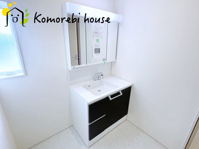 上尾市今泉　5期　新築一戸建て　ブルーミングガーデン　02の独立洗面台|2026.9.19撮影済み
