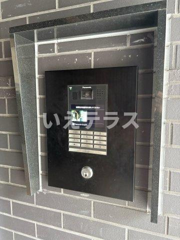 エステムコート新神戸Ⅱ駅前山手のエントランス