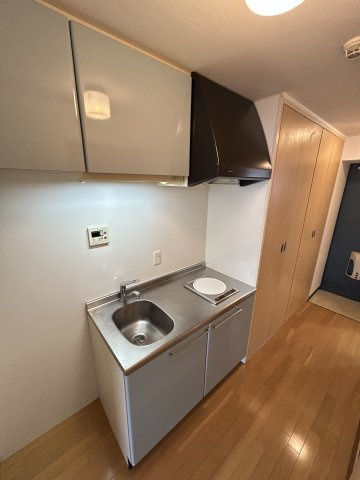 大阪市中央区松屋町の賃貸マンションのキッチン