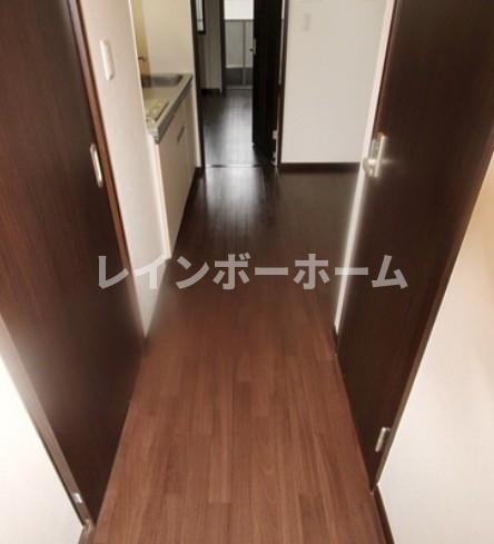 メゾン　アイの玄関