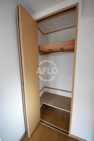 プレサンス同心アーバンステージの収納|プレサンス同心アーバンステージ　クローゼット