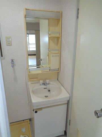 ハイツセイザンの洗面所|※別部屋写真です